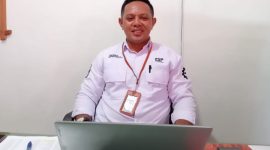 Kepala Kantor PT Pos Bobong, Ridwan Ibrahim. (Dok. RakyatMu)