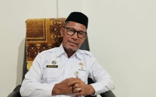 Kepala Dinas Sosial Kota Ternate, Burhanuddin Abdul Kadir. (Rakyatmu)