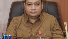 Kepala BP2RD Kota Ternate, Mochtar Hasim. (Rakyatmu/Istimewa)