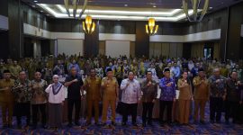 Wali Kota Tidore Kepulauan Muhammad Sinen saat menghadiri pembukaan Sosialisasi Keputusan Kepala BKN Nomor 411 Tahun 2025 tentang Percepatan Pembangunan dan Penerapan Manajemen Talenta ASN di Kota Ternate. (Istimewa)