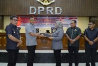 Pemerintah Kota Tidore Kepulauan bersama DPRD menandatangani Nota Kesepakatan Kebijakan Umum Perubahan Anggaran dan Perubahan Prioritas Plafon Anggaran Sementara Tahun Anggaran 2025. (Istimewa)