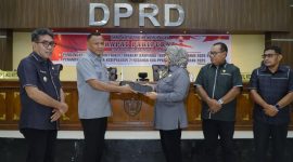 Pemerintah Kota Tidore Kepulauan bersama DPRD menandatangani Nota Kesepakatan Kebijakan Umum Perubahan Anggaran dan Perubahan Prioritas Plafon Anggaran Sementara Tahun Anggaran 2025. (Istimewa)