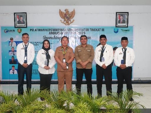 Sekda Kota Ternate, Rizal Marsaoly dan Kepala BPKAD Samin Marsaoly Bersama Empat Reformer