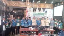 Foto bersama usai digelarnya sesi silaturahmi. (Rakyatmu/Istimewa)