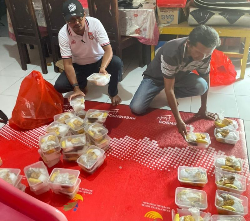 Bantuan Makanan untuk Lansia Tunggal di Kota Ternate 