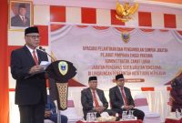 Wali Kota Tidore Kepulauan, Muhammad Sinen memberikan sambutan di acara pelantikan pejabat di lingkup Pemerintah Kota Tidore Kepulauan. (Istimewa)