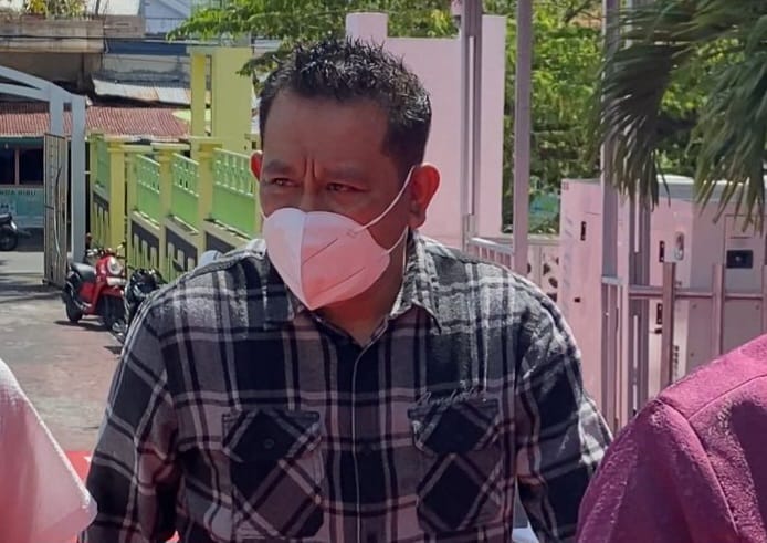 Tersangka Korupsi BTT Kepulauan Sula, Lasidi Leko. (RakyatMu)