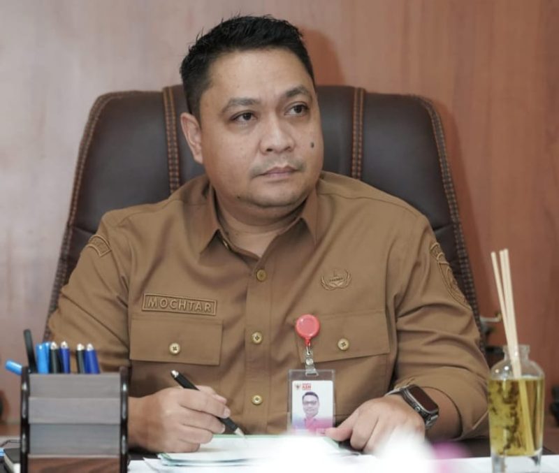 Kepala BP2RD Kota Ternate, Mochtar Hasim. (Istimewa)