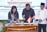 Penandatanganan Memorandum of Understanding (MoU) dengan Hotel Borobudur Jakarta dan Asosiasi Pemerintah Kota Seluruh Indonesia. (Istimewa)