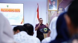 Wali Kota Tidore Kepulauan, Muhammad Sinen saat membuka Musyawarah Perencanaan Pembangunan Daerah RKPD Tahun 2027. (Istimewa)