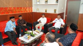 Wali Kota Muhammad Sinen dan Wakil Wali Kota Tidore Kepulauan Ahmad Laiman menerima kunjungan Kepala Kantor Kemenag Tidore, Lukmanuddin Abdurahman, bersama jajarannya. (Istimewa)