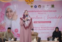Penceramah Angelina Sondakh menghadiri acara halalbihalal yang dirangkaikan dengan Safari Dakwah di Kota Tidore Kepulauan. (Istimewa)
