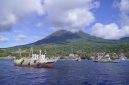 Ritual Lufu Kie, atau keliling pulau menggunakan armada juanga dalam rangkaian Hari Jadi Tidore ke 918. (Istimewa)