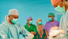 Tim Medis saat Melakukan Operasi  Bibir Sumbing di RSUD Kota Tidore. (Humas Tidore)