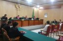 Sidang Pembacaan Surat Dakwaan JPU Kejati Maluku Utara di Pengadilan Tipikor pada PN Ternate. (RakyatMu) 