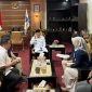 Pemkot Ternate menggelar pertemuan strategis bersama KPP Pratama di Ruang Kerja Wali Kota. (RakyatMu)