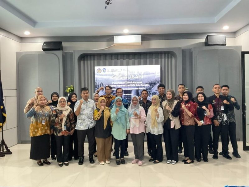Foto Bersama Usai Kegiatan Sosialisasi Pembentukan dan Pemahaman Koperasi di Kantor Imigrasi Kelas I TPI Ternate. (Istimewa)