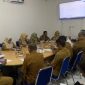 Pembahasan Final Draft Perwali di Kantor DLH Kota Ternate. (RakyatMu)