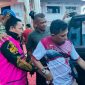 Tersangka Kasus Korupsi Mantan Bupati Pulau Taliabu, Aliong Mus Ditahan oleh Kejati Maluku Utara. (Dok. Istimewa)