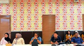 DPRD Kota Ternate Bersama Sejumlah OPD Bahas Ranperda tentang Pemberian Insentif dan Kemudahan Penanaman Moda. (Istimewa) 