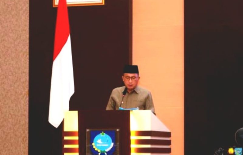 Wali Kota Ternate, M. Tauhid Soleman saat Menyampaikan LKPJ 2025. (rakyatmu)