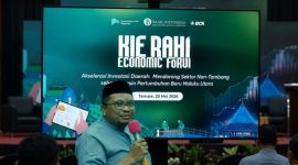 Plt. Kepala Dinas Koperasi dan UKM Kota Ternate, Chairul Saleh Arief  Menghadiri kegiatan Kie Raha Economic Forum. (Dok. RakyatMu/Gemini AI)