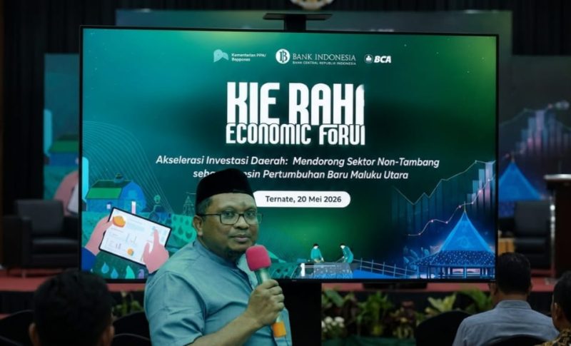 Plt. Kepala Dinas Koperasi dan UKM Kota Ternate, Chairul Saleh Arief Menghadiri kegiatan Kie Raha Economic Forum. (Dok. RakyatMu/Gemini AI)