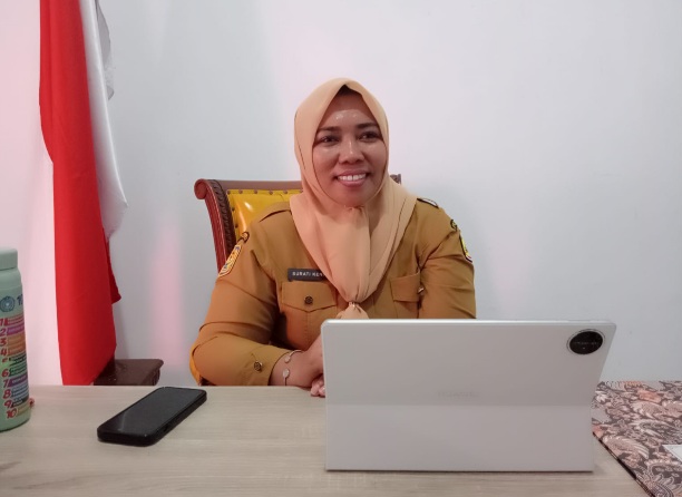 Kepala Dinas P3AKB Kabupaten Pulau Taliabu, Surati Kene. (Istimewa)