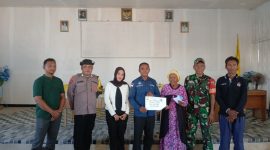 Penyaluran BLT DD Desa Lohobbuba (Istimewa)