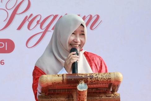 Ketua Dekranasda Kota Ternate, Ny Hj Marliza M. Tauhid. (Istimewa)