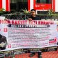 Front Rakyat Anti Korupsi Maluku Utara Gelar Aksi di Depan Kantor Pusat PT. PLN Persero. (Yasim for RakyatMu)
