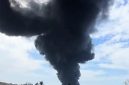 Asap Pembakaran Limbah Ban Bekas di PT IWIP, Kabupaten Halmahera Tenga. (Dok. RakyatMu)