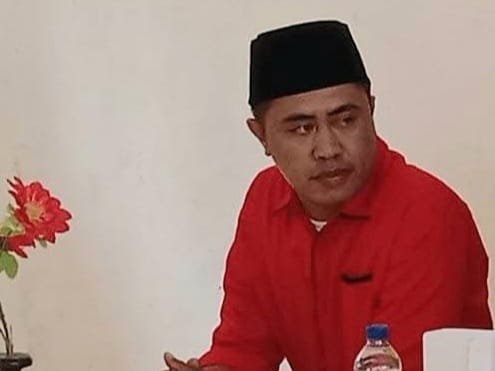 Wakil Ketua DPC PDI Perjuangan Pulau Taliabu, Karnudin La Kudu. (RakyatMu)