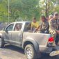 Kasatpol-PP Kota Ternate, Fhandy Mahmud bersama Anggotanya Tertibkan Empat Orang Komunitas Punk di Ternate. (Istimewa)