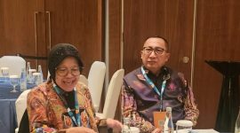 Wali Kota Ternate Bersama Ibu Tri Rismaharini (Mantan Mensos) di Forum Iklim Perkotaan 2026. (RakyatMu)
