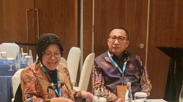 Wali Kota Ternate Bersama Ibu Tri Rismaharini (Mantan Mensos) di Forum Iklim Perkotaan 2026. (RakyatMu)