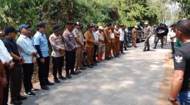 Forkopimda Pulau Taliabu Bersama BPN Melakukan Pengukuran Lahan Pembangunan Bandara Dufo Pulau Taliabu.