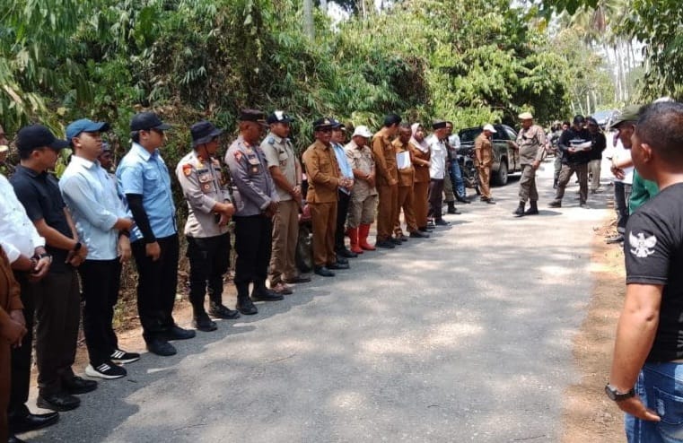 Forkopimda Pulau Taliabu Bersama BPN Melakukan Pengukuran Lahan Pembangunan Bandara Dufo Pulau Taliabu.