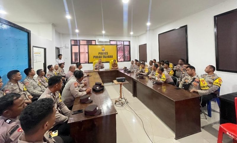 Koordinasi dan percepatan penggunaan IKD di Polres Pulau Taliabu. (RakyatMu)