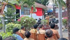 Kepala Diskop UKM Kota Ternate, Chairul Saleh saat Menyampaikan Arahan pada Acara Silaturahmi. (RakyatMu)
