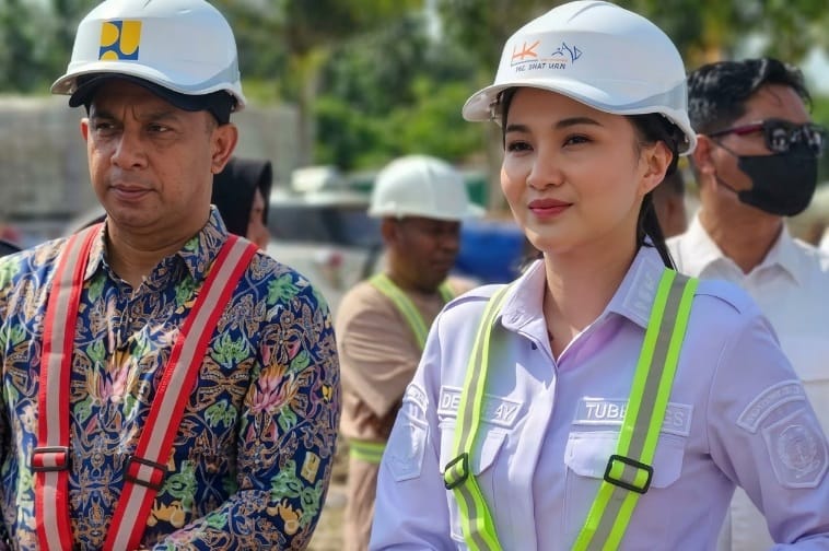 Gubernur Provinsi Maluku Utara, Sherly Tjoanda saat Melakukan Kunjungan ke Sekolah Rakyat di Halmahera Barat. (Istimewa)