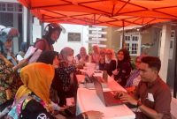 Suasana Warga Membayar PBB di Pojok Pajak BP2RD Kota Ternate