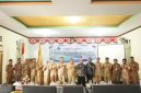 Wakil Bupati Pulau Taliabu, La Ode Yasir Bersama Peserta Bimbingan Teknis LKj-IP Tahun 2026. (Ikhy/RakyatMu)
