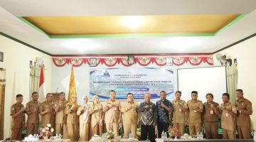 Wakil Bupati Pulau Taliabu, La Ode Yasir Bersama Peserta Bimbingan Teknis LKj-IP Tahun 2026. (Ikhy/RakyatMu)